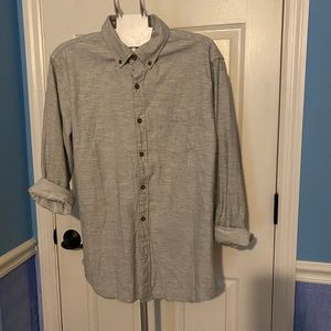 American Eagle Men’s LS Button down shirt in Medium, Grey